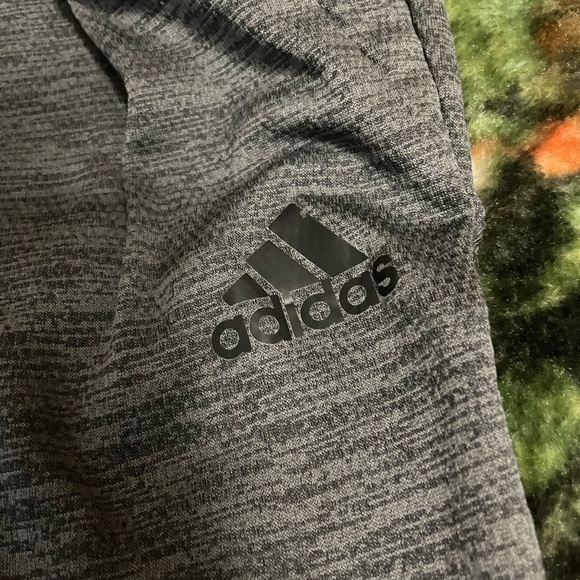 Adidas sweatpants - Picture 3 of 4